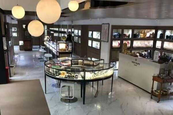 阿坝县寄卖奢侈品店